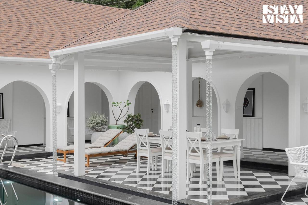 Stayvista At Mudra Manor Coorg Temperature Controlled Pool Villa มาดิเครี ภายนอก รูปภาพ