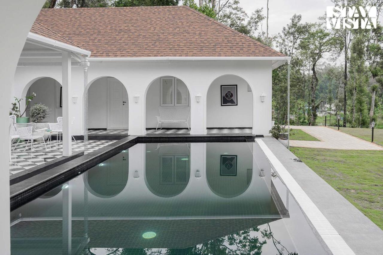 Stayvista At Mudra Manor Coorg Temperature Controlled Pool Villa มาดิเครี ภายนอก รูปภาพ