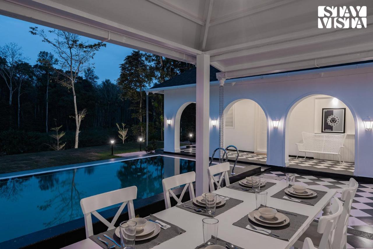 Stayvista At Mudra Manor Coorg Temperature Controlled Pool Villa มาดิเครี ภายนอก รูปภาพ