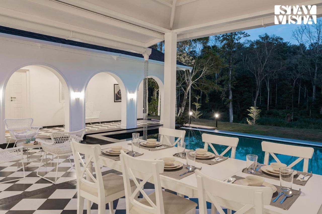 Stayvista At Mudra Manor Coorg Temperature Controlled Pool Villa มาดิเครี ภายนอก รูปภาพ
